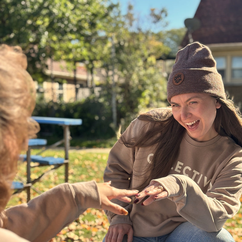 Colectivo Tan Crewneck
